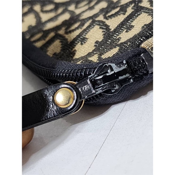 Authentic CHRISTIAN DIOR Vintage  Monogram Wristlet Clutch Navy Blue/Beige - Picture 9 of 14